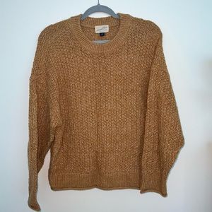 Universal Threads Sweater
